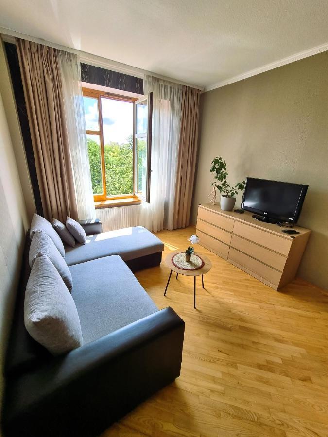 Js Apartamentai Su Savarankisku Isiregistravimu Klaipėda Eksteriør billede